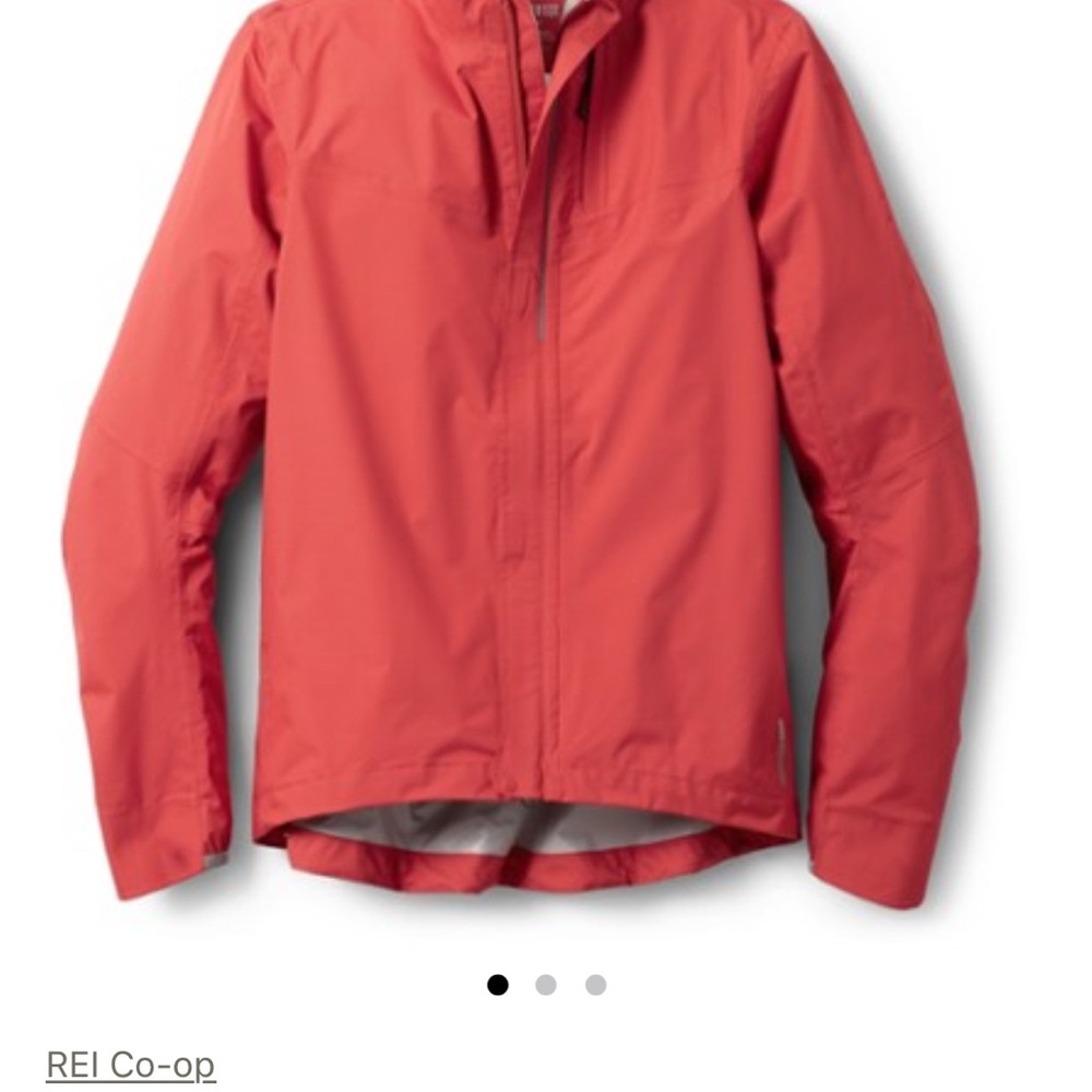 REI 🚴🏻‍♀️ Junction Cycling Rain Jacket - Salmon Pink